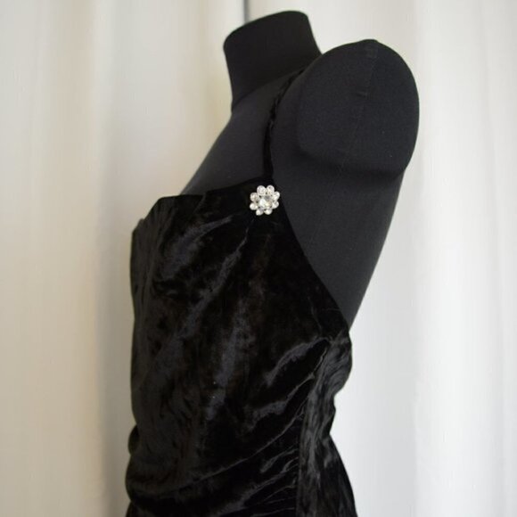 NWOT Wayf Crushed Velvet Black Ruched Halter Mini Dress Sz L - Picture 7 of 8